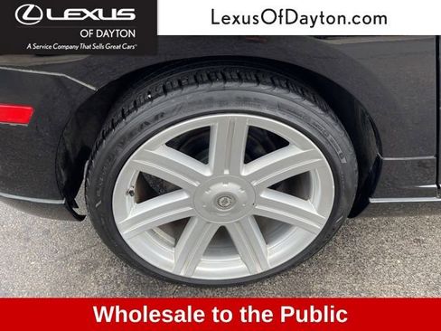 Used 2006 Chrysler Crossfire Limited RWD image 22
