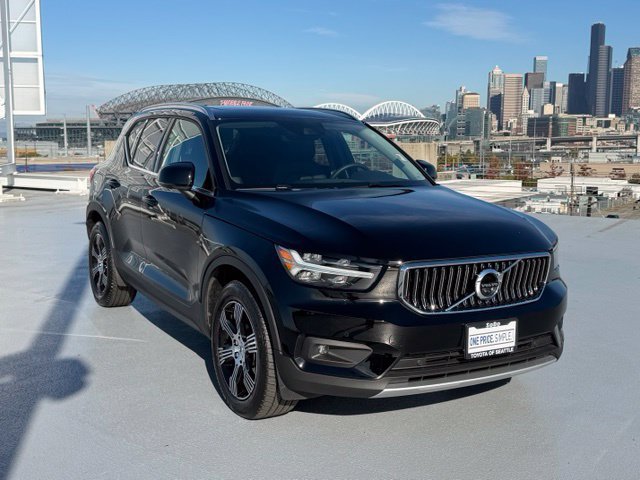 Used 2022 Volvo XC40 T5 Inscription w/ Advanced Package AWD/4WD image 1