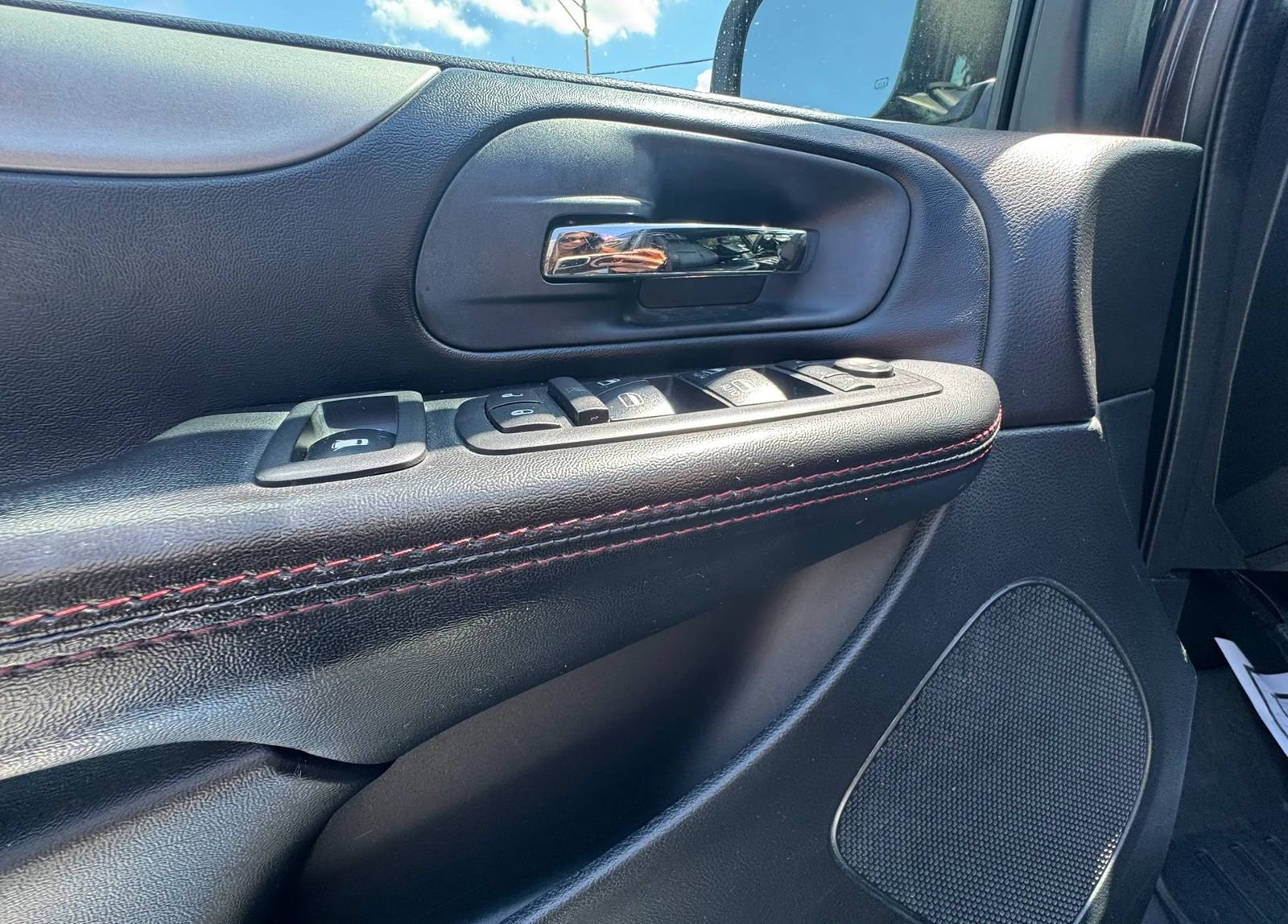 Used 2019 Dodge Grand Caravan GT FWD image 36