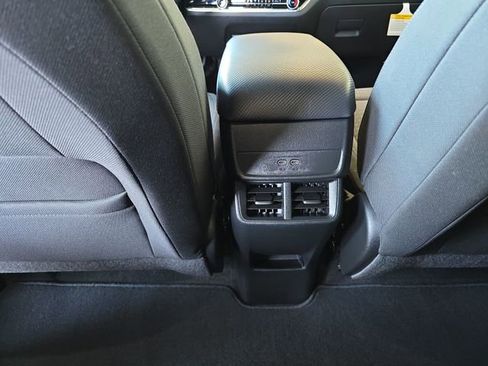 New 2025 Chevrolet Equinox LT image 22