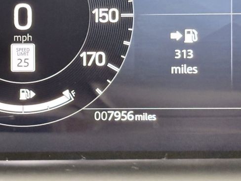 New 2025 Land Rover Discovery Sport Dynamic SE image 16