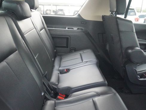 Used 2022 Ford Expedition XLT RWD image 13
