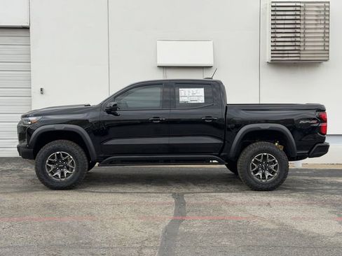 New 2026 Chevrolet Colorado ZR2 w/ Technology Package image 3