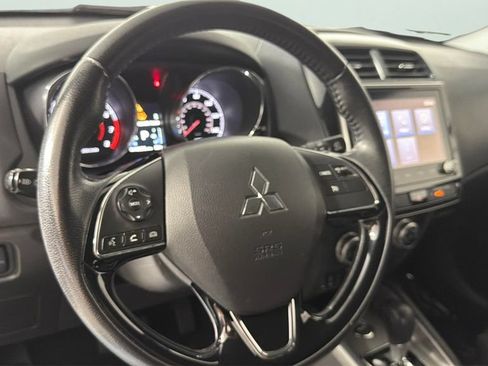 Used 2020 Mitsubishi Outlander Sport ES AWD/4WD image 37