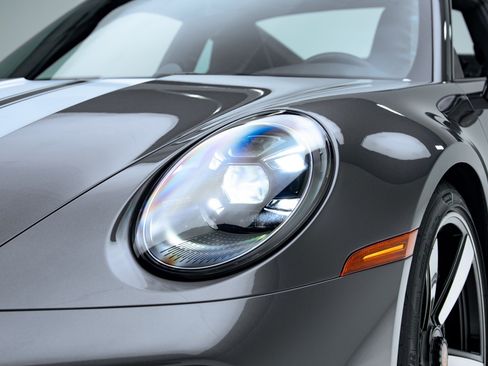 Used 2023 Porsche 911 Sport Classic image 12