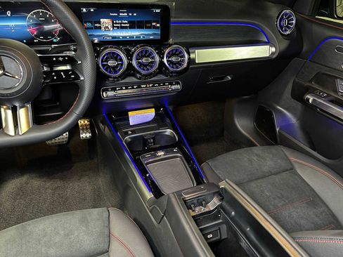 New 2026 Mercedes-Benz GLB 250 4MATIC image 37