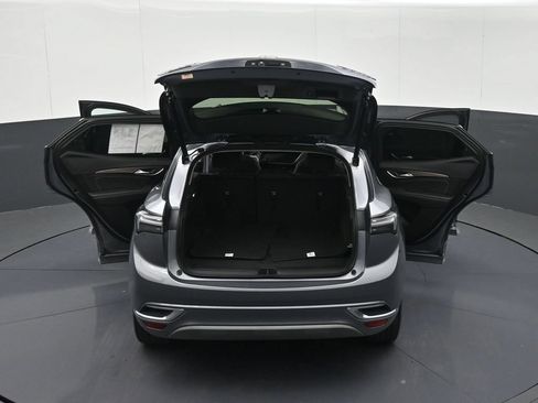 Used 2022 Buick Envision Avenir w/ Technology Package II AWD/4WD image 44