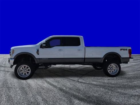 Used 2019 Ford F250 Lariat w/ Lariat Ultimate Package image 7