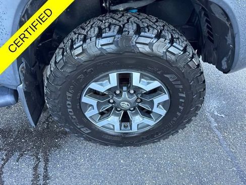 Used 2021 Toyota Tacoma TRD Off-Road AWD/4WD image 27