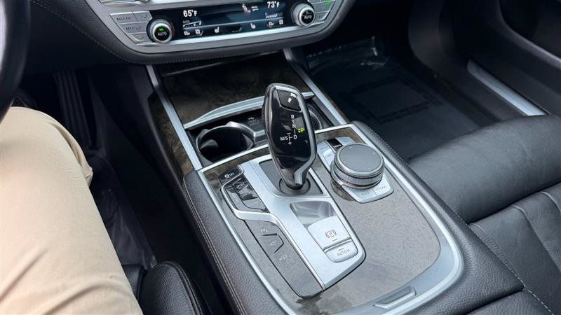 Used 2020 BMW 740i xDrive w/ Cold Weather Package AWD/4WD image 38