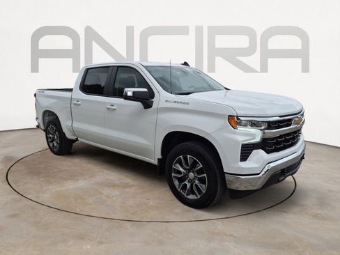 Used 2024 Chevrolet Silverado 1500 LT image 5