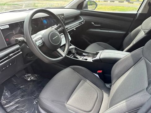 Certified 2025 Hyundai Tucson SEL AWD/4WD image 12