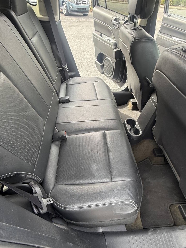 Used 2016 Jeep Compass High Altitude AWD/4WD image 10