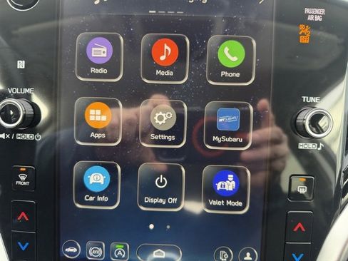 Used 2025 Subaru Outback Premium image 32
