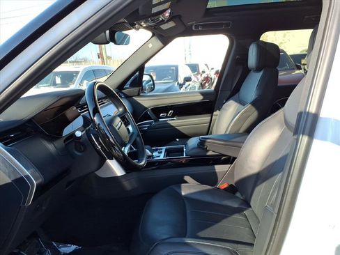 Used 2023 Land Rover Range Rover SE image 20