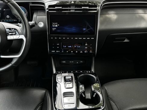 Used 2022 Hyundai Tucson Limited AWD/4WD image 19
