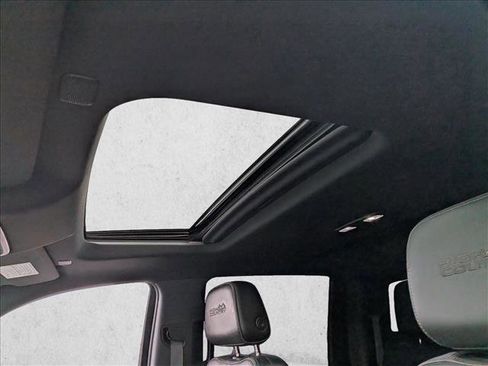 Used 2020 Chevrolet Silverado 3500 High Country image 22