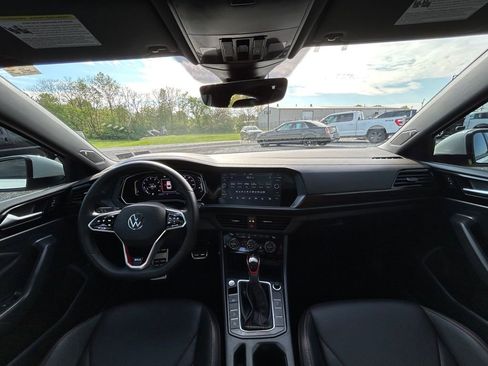 Used 2023 Volkswagen Jetta GLI Autobahn FWD image 3