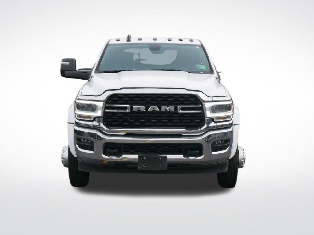 Used 2023 RAM 4500 SLT w/ Quick Order Package 27G SLT AWD/4WD image 2