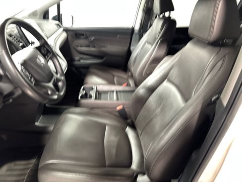 Used 2019 Honda Odyssey EX-L image 3