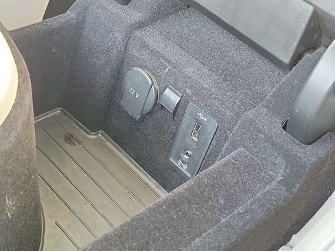 Used 2019 Porsche Panamera GTS image 31