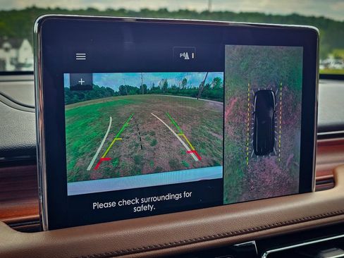 Used 2023 Lincoln Aviator Reserve w/ Equipment Group 201A AWD/4WD image 23