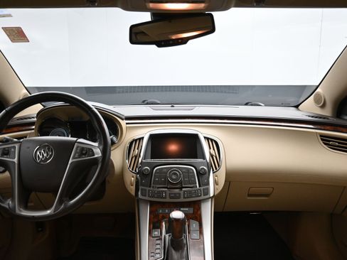 Used 2013 Buick LaCrosse Leather w/ Driver Confidence Package FWD image 18