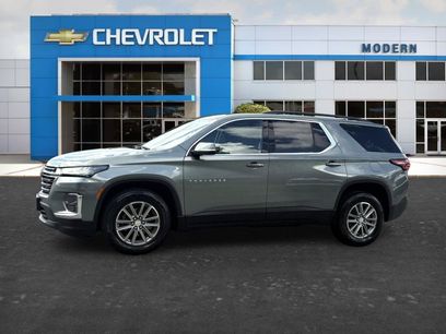 Used 2023 Chevrolet Traverse LT