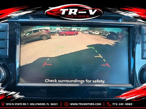 Used 2020 Nissan Rogue SV FWD image 25