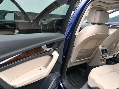 Used 2020 Audi Q5 Prestige w/ Prestige Package AWD/4WD image 21
