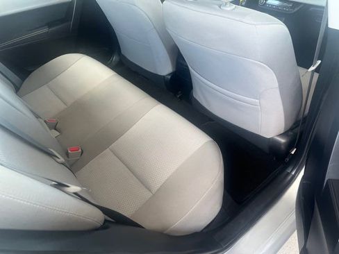 Used 2015 Toyota Corolla LE FWD image 23