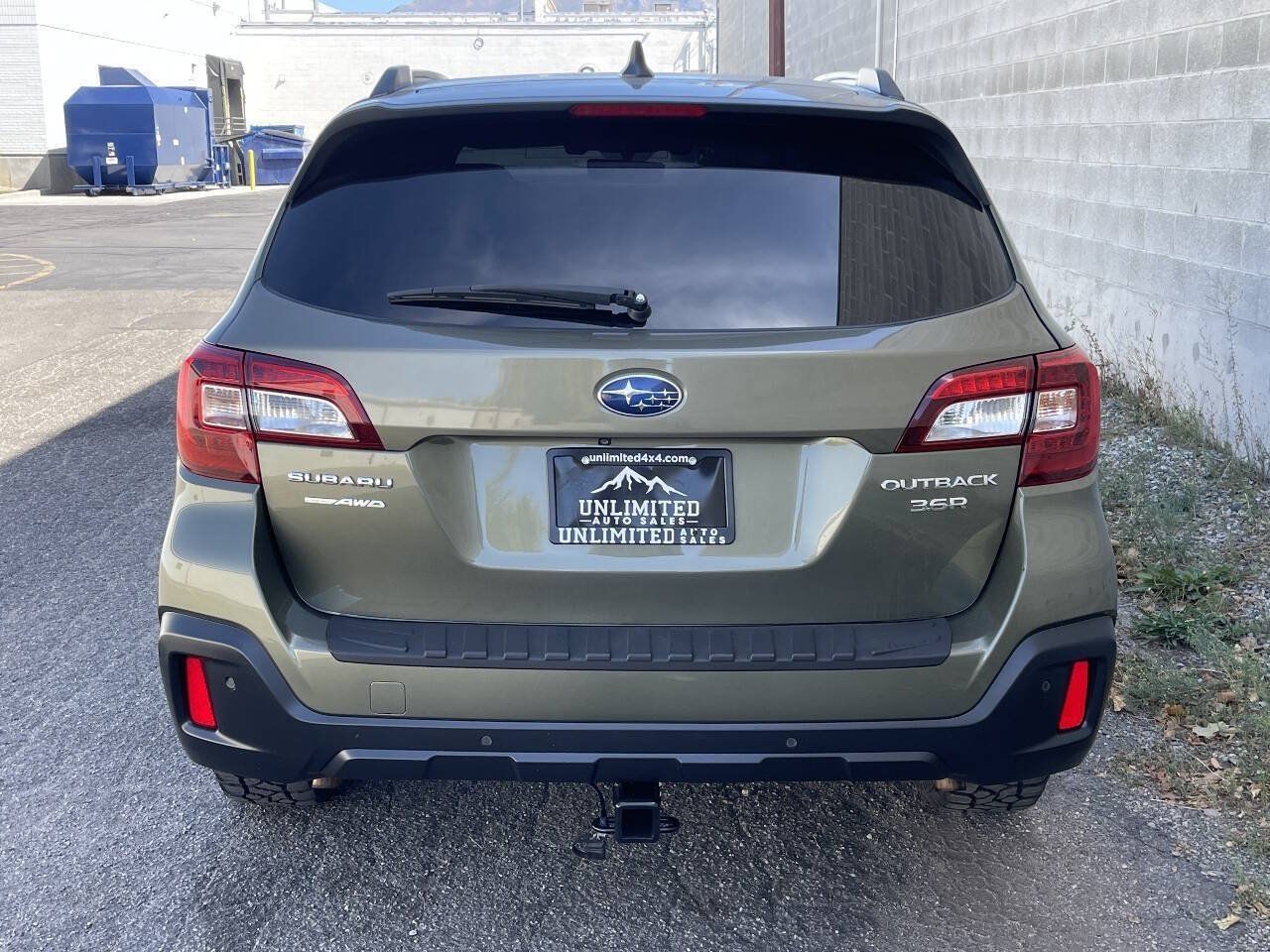 Used 2019 Subaru Outback 3.6R Touring w/ Popular Package #3A AWD/4WD image 6