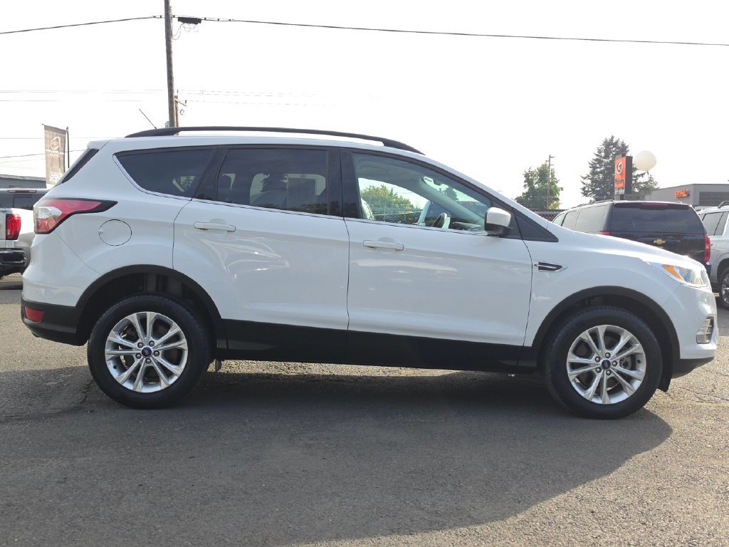Used 2018 Ford Escape SE AWD/4WD image 9