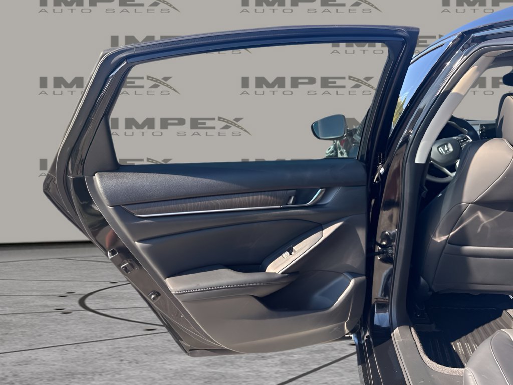 Used 2018 Honda Accord EX-L image 28
