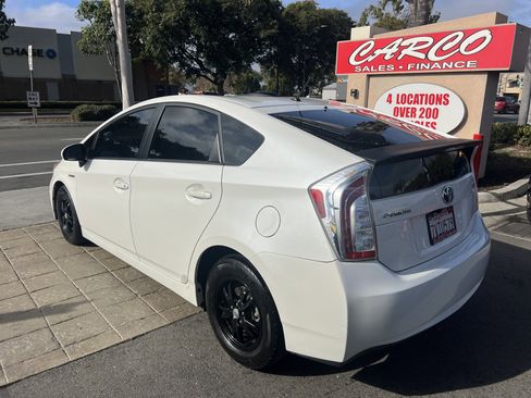 Used 2013 Toyota Prius Two image 6