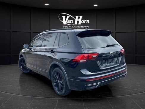 Used 2022 Volkswagen Tiguan SE R-Line AWD/4WD image 5