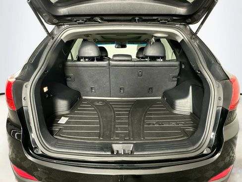 Used 2011 Hyundai Tucson Limited w/ Premium Pkg 3 AWD/4WD image 26