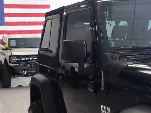 Used 2008 Jeep Wrangler X AWD/4WD image 15