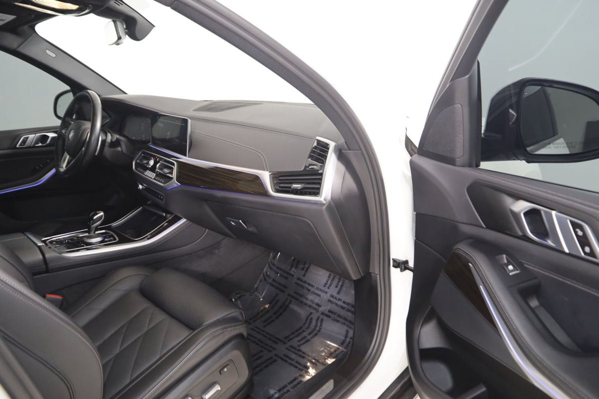Used 2023 BMW X5 xDrive40i w/ Premium Package AWD/4WD image 42