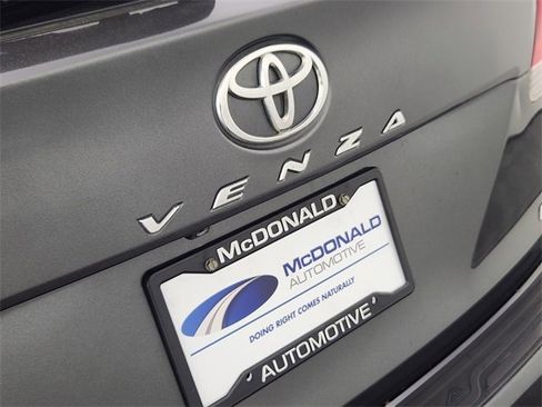 Used 2010 Toyota Venza AWD image 8