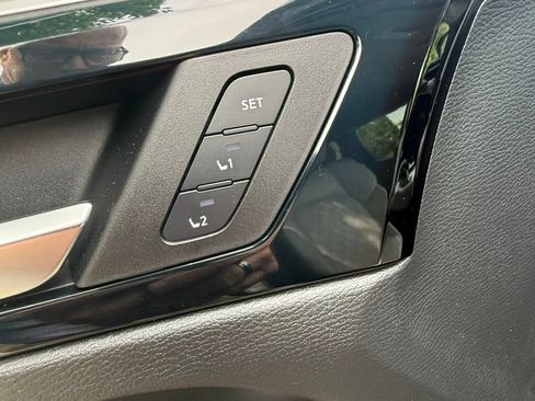 Used 2022 Mitsubishi Outlander SEL AWD/4WD image 40