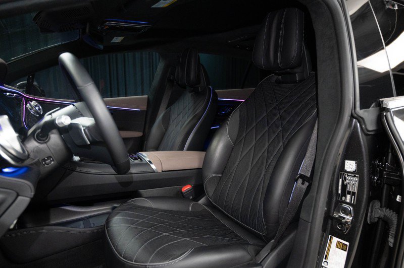 Certified 2023 Mercedes-Benz EQS 580 4MATIC Sedan image 12