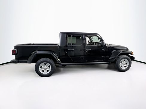 Used 2023 Jeep Gladiator Sport image 4