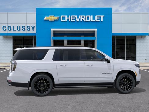 New 2026 Chevrolet Suburban RST AWD/4WD image 5