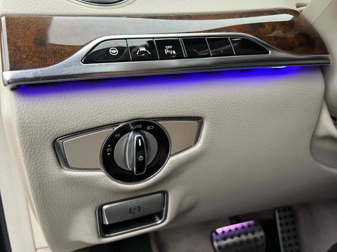 Used 2014 Mercedes-Benz S 550 Sedan image 58
