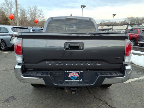 Certified 2023 Toyota Tacoma TRD Off-Road image 5