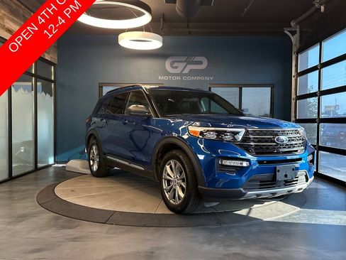 Used 2020 Ford Explorer XLT w/ Equipment Group 202A AWD/4WD image 1