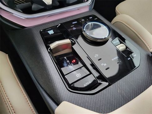 New 2025 BMW X3 xDrive30i w/ Convenience Package image 12