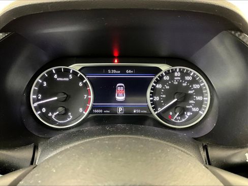 Used 2025 Nissan Sentra SV FWD image 12