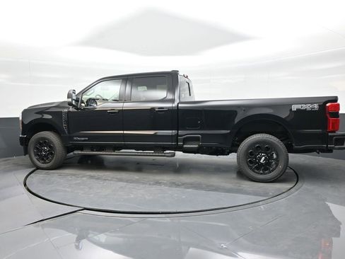 New 2026 Ford F350 Lariat w/ Black Appearance Package image 10